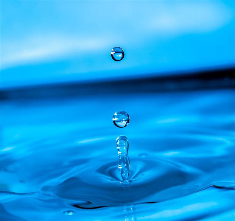 化粧水＝保水